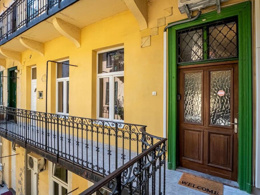 Mexicopo Apartment With Garage Budapest Exterior foto